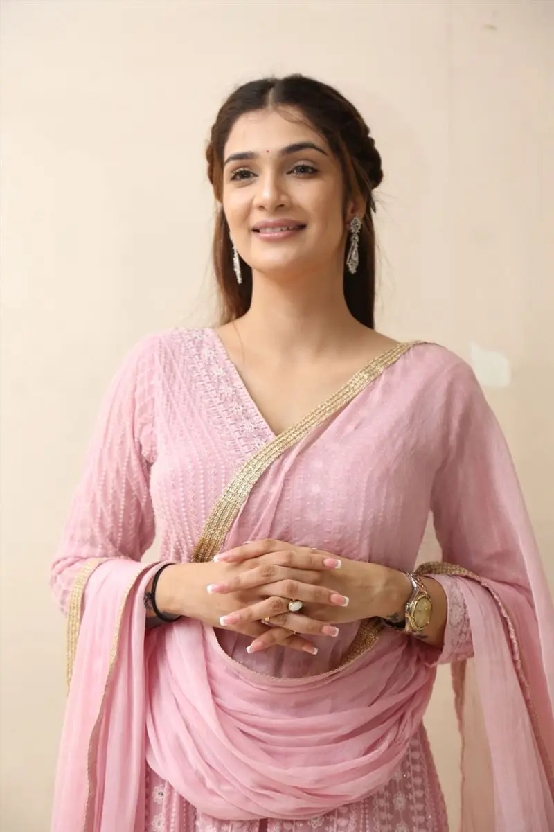 Telugu Actress Hasini Sudhir In Beautiful Pink Gown